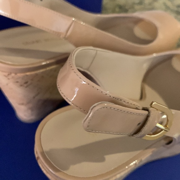 Stuart Weitzman Open Toe Platform Wedge Sandals -Patent Tan/ with Cork Platform - Picture 11 of 16